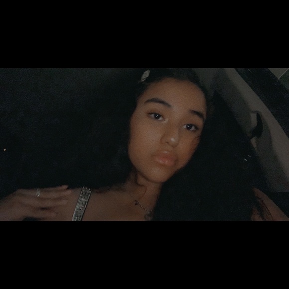 Meet your Posher, Stephanie - Picture 12 of 13